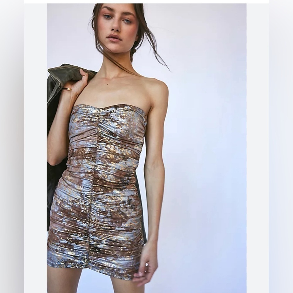 NBD Strapless Floral Foil Ruched Mini Dress